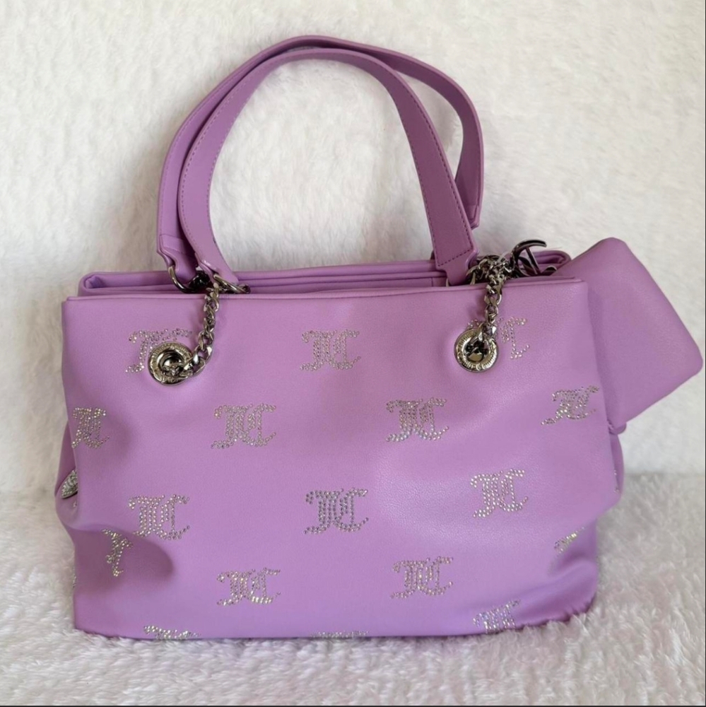 JUICY COURTURE VIRAL EXCLUSIVE TAKING THE LEAD TOTE IN VIOLET TULLE